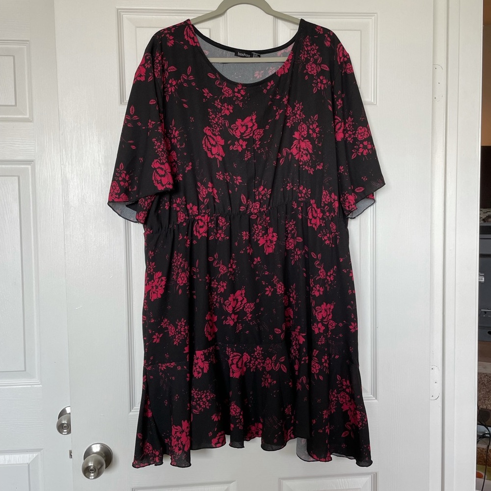 Boohoo Dress